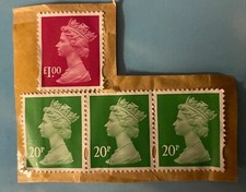 Timbres 1£, 20pounds, Royaume-Uni - Effigie de la Reine Elizabeth II *NEUF* x4