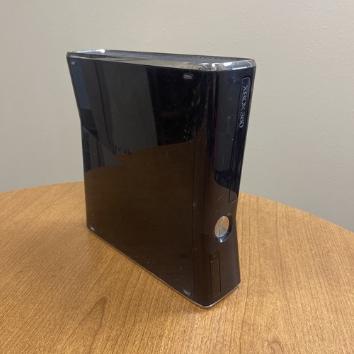 MICROSOFT XBOX 360 S 1439 4GB NUR KONSOLE - GETESTET - ohne HDD - Bild 1 von 7