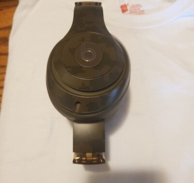 Beats by Dr. Dre Studio3 Camo Collection On Ear Wireless