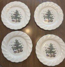 Nikko Happy Holidays Plates Christmas Tree Christmas Set of 4 Salad/Desert