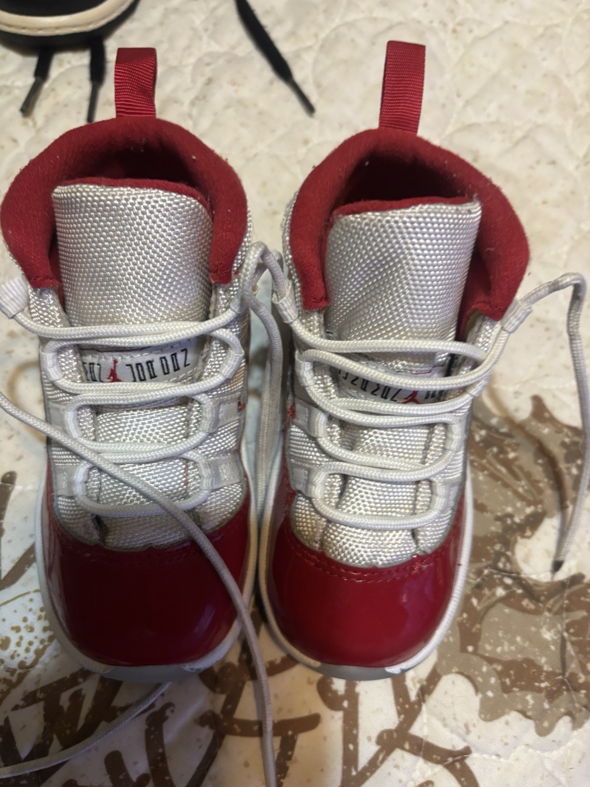 Air Jordan Retro 11 Size 8 C Toddler 378040116