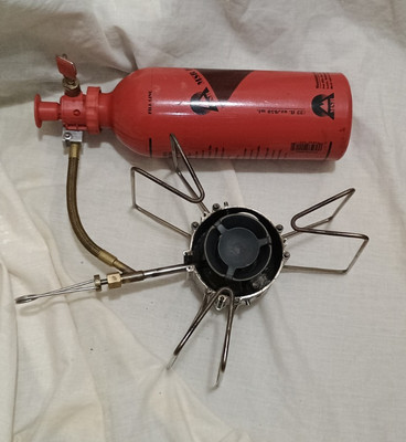 MSR Dragonfly Mehrstoffkocher mit Brennstoffflasche