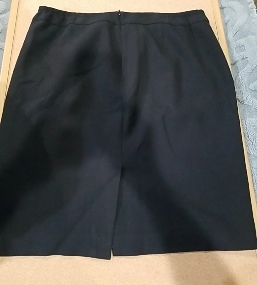 Talbots Wool Skirt Womens 14W White Black Plaid Classic Preppy Office - Image 2 of 4