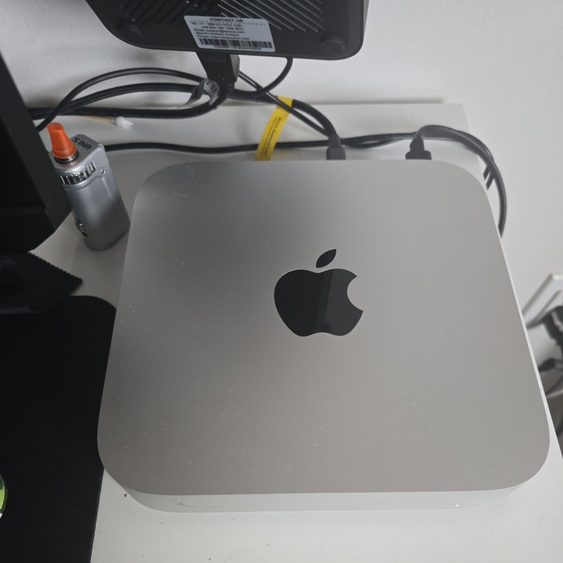 Apple Mac mini (256GB SSD, M1, 8GB) Silver - (2020) apple keyboard, mouse inclu.