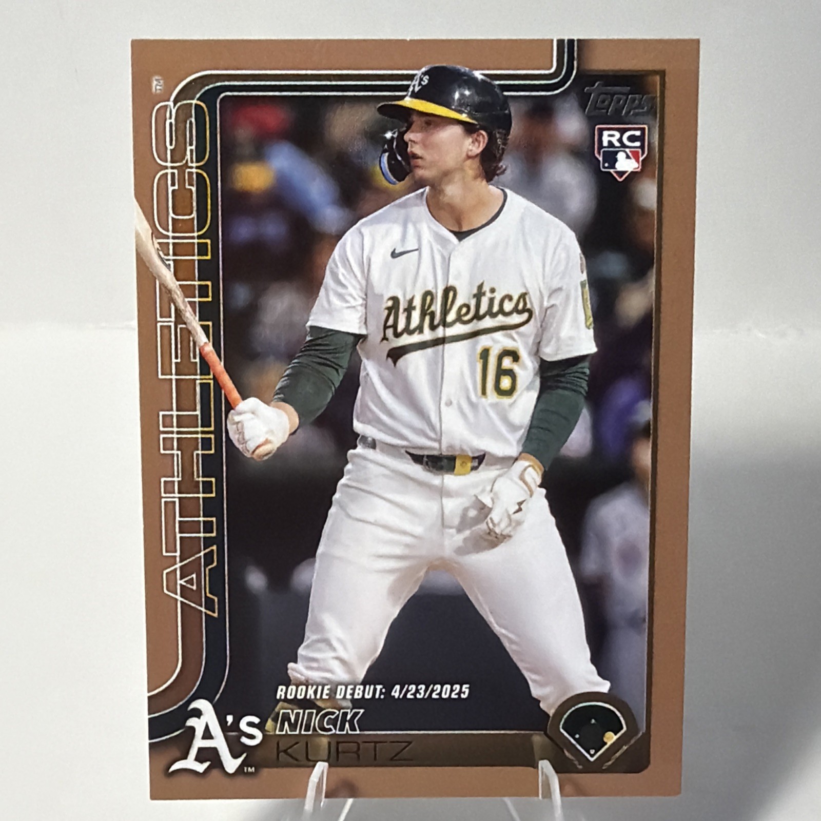 2025 Topps Update Series - Rookie Debut Nick Kurtz #US197 Gold /2025 (RC)