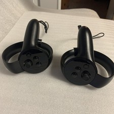 Lot Of 2 Meta Oculus Rift CV1 Touch Controllers Left Right Pair UNTESTED