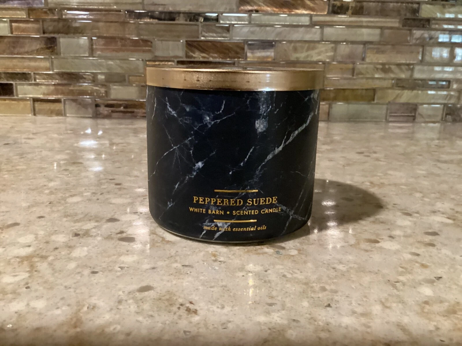 Bath & Body Works Peppered Suede Candle - Thumbnail 2