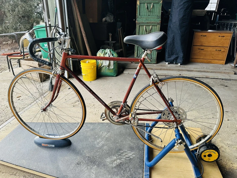 Bicicleta Schwinn Continental años 70 color naranja oscuro Foto 4 de 4