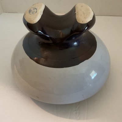PORCELAIN ELECTRIC INSULATOR LARGE 7  BROWN AND GRAY