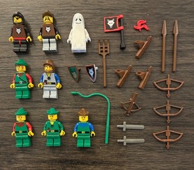 LEGO castle minifigures. vintage Wolfpack, ghost, peasant , Robinhood forestmen
