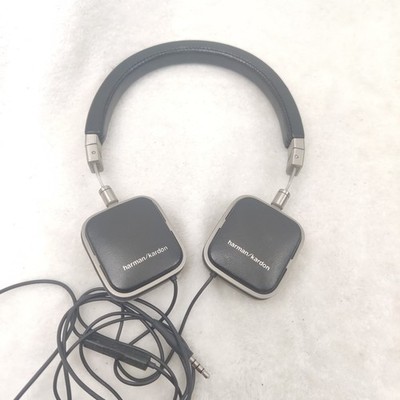 Harmon Kardon Soho-I Wired iPhone Headphones 