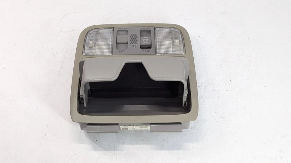 Honda Accord 2013-2017 consola superior delantera domo lámpara OEM 8325A-T2FA-A110 Foto 4 de 4