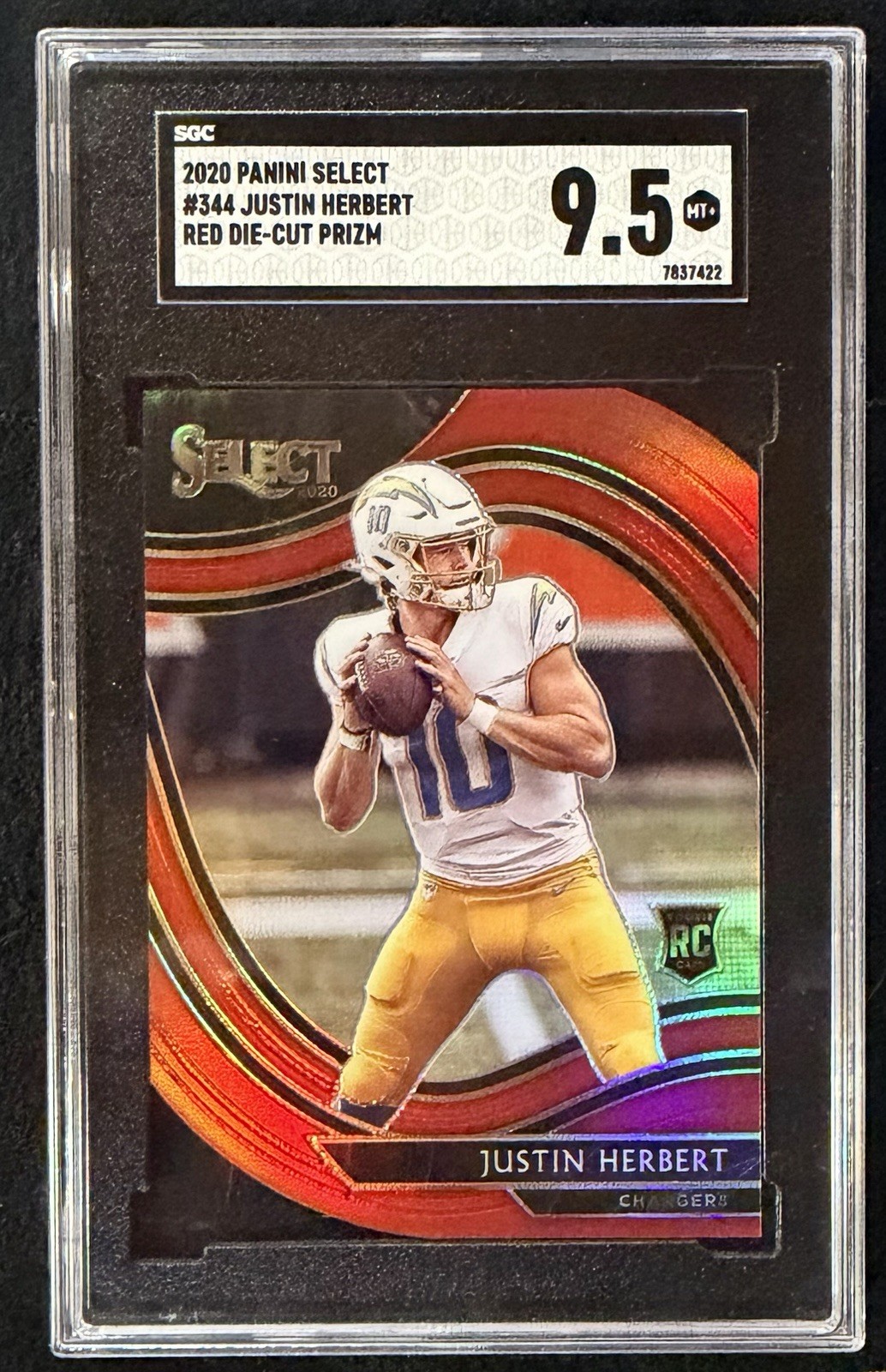 2020 Panini Select Field Level Justin Herbert #344 Red Prizm Die-Cut SGC 9.5 RC
