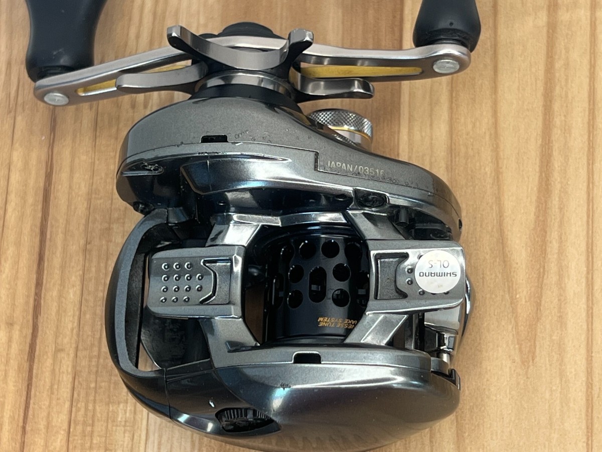 Shimano 16 ALDEBARAN BFS XG Left Baitcasting Reel 8.0:1 Very