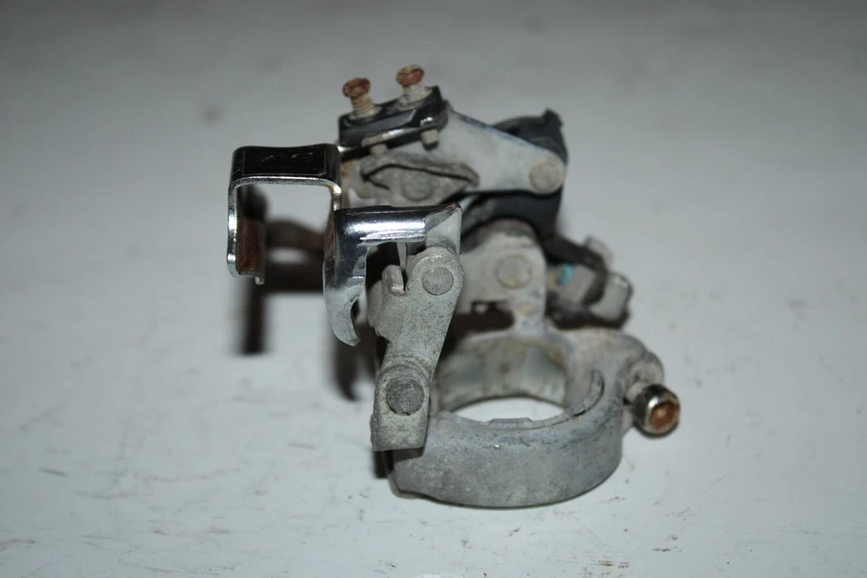 Desviador delantero triple Shimano SIS 31,8 mm abrazadera FD-D031 MTB carretera remitente EE. UU. Foto 3 de 4