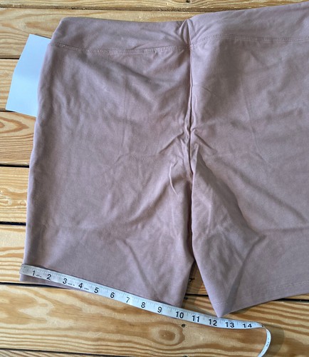 Wicked By Women With control NWT Front pocket Pull on shorts size 1XP Tan AP - Picture 9 of 10