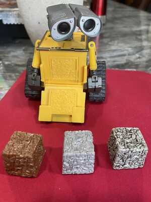 Disney Pixar Wall E - Cube 'N Stack Wall-E with Pop Out Action 