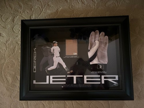 Derek Jeter Yankees Game Used Batting Glove+Dirt/Framed LTD.Edition 14/208 COA - 第 16/17 張圖片