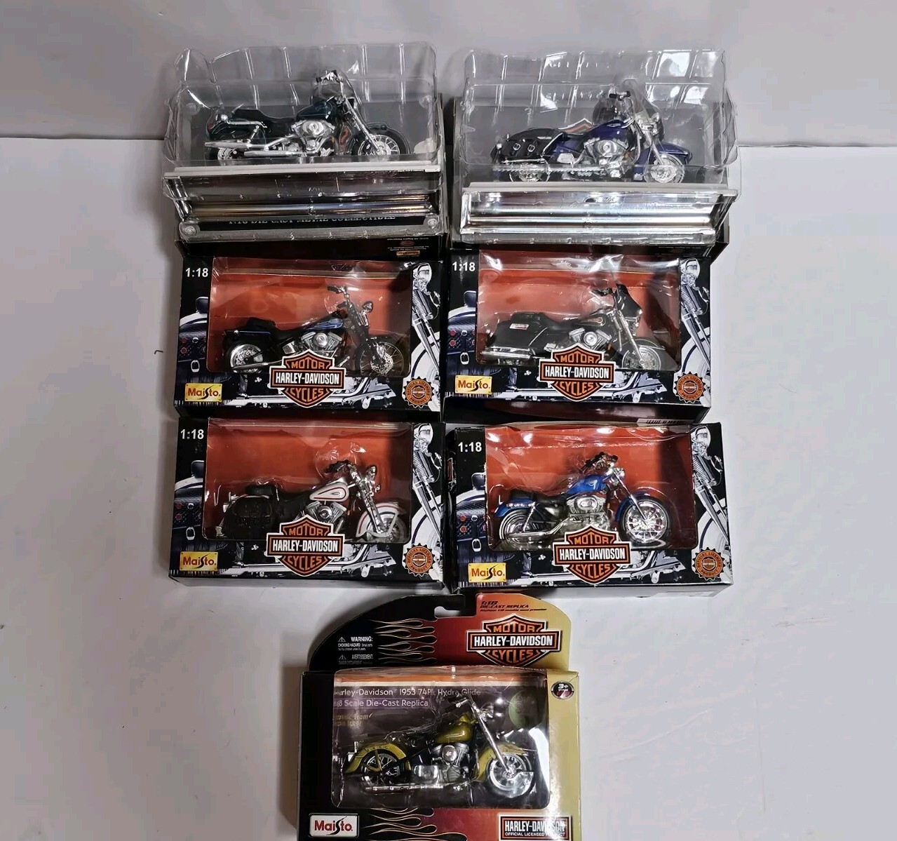 Foto 1 di 10