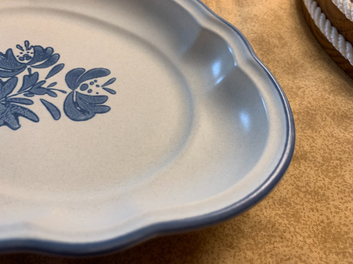 Pfaltzgraff Yorktowne 8" Oval Dish Relish Serving Tray Stoneware Blue - set of 2 - Picture 5 of 11