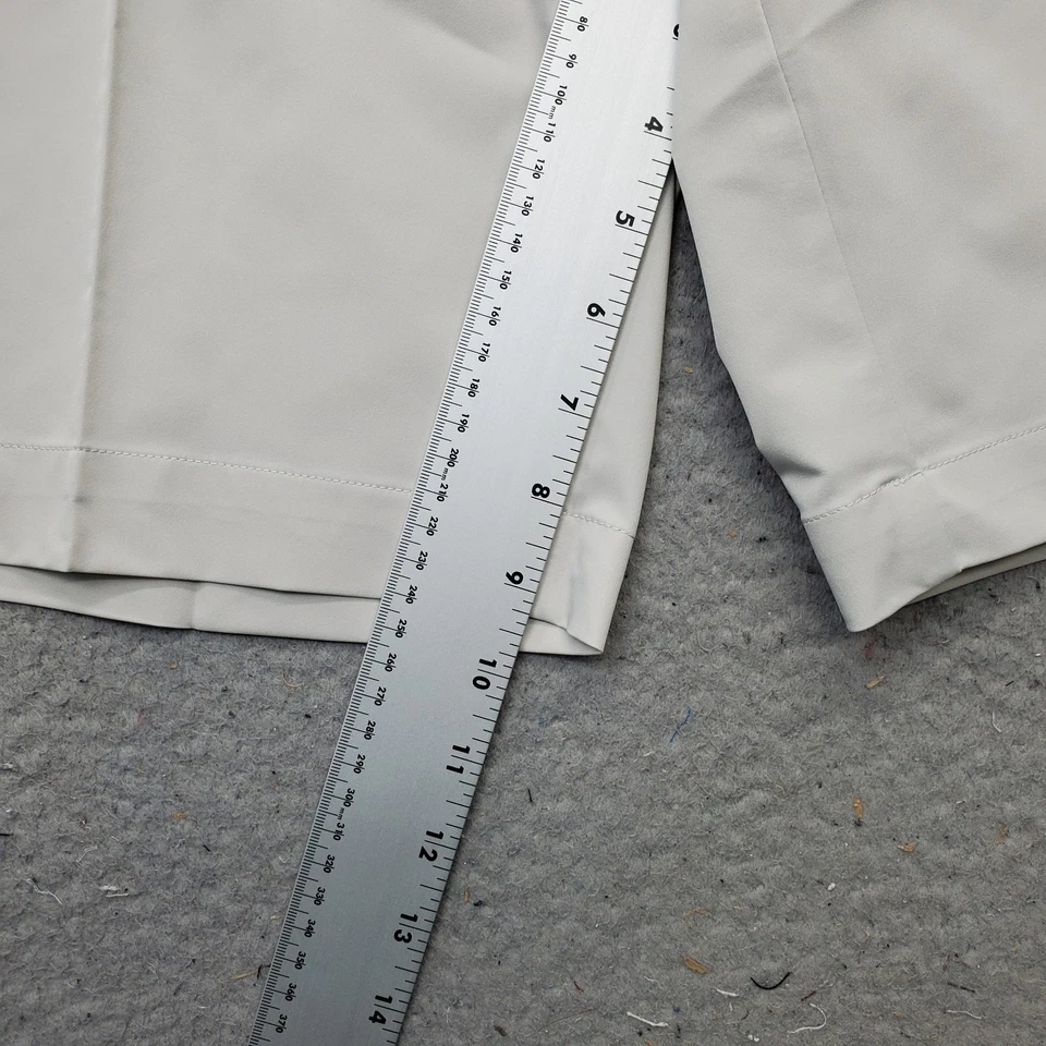 Pantalones Cortos Chinos de Golf Greg Norman Hombres 34 Blanco Rendimiento Calce Elástico Play Dry ML75 Foto 4 de 4