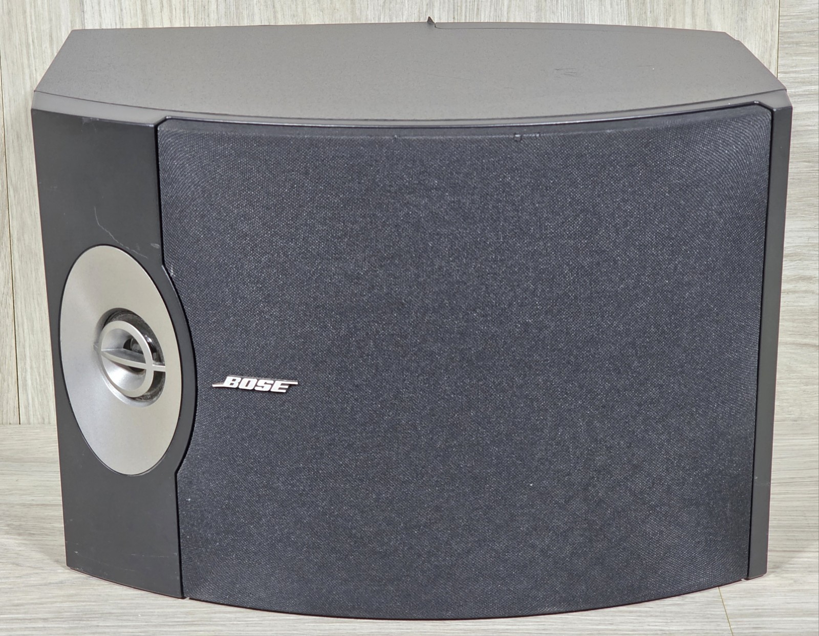 - Right Speaker -