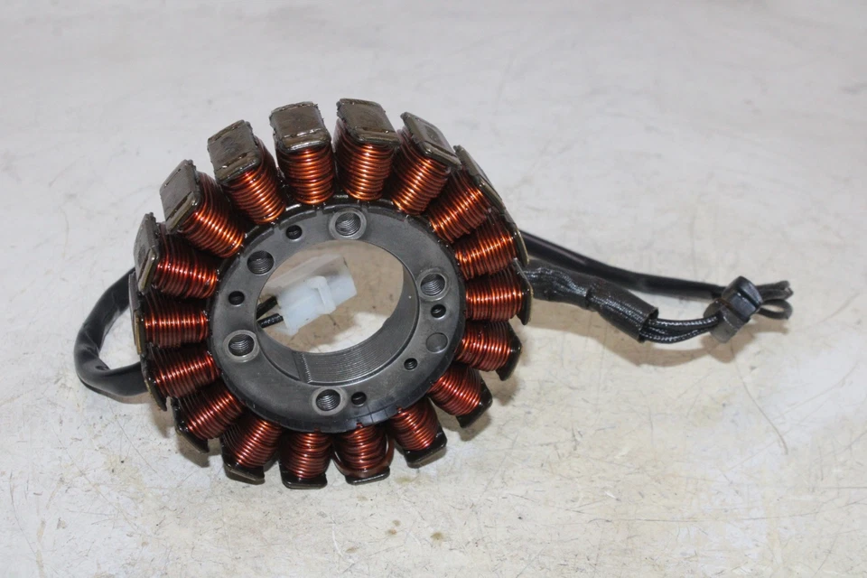 05-06 KAWASAKI NINJA ZX6R ZX636C OEM GENERADOR DE ESTATOR ALTERNADOR MAGNÉTICO Foto 3 de 4