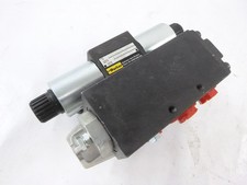 OEM Parker Hydraulic Lift Control Valve 60101-21