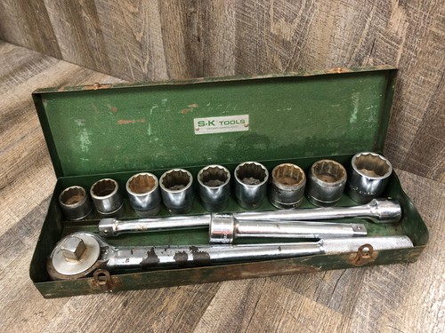 SK Wayne Tools 12 Pc 12 Pt SAE Socket & 3/4" Dr Ratchet & Extensions Set 47170 - Picture 19 of 20
