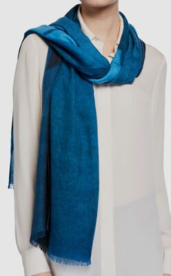 $896 Akris Women Blue Window Knit Cashmere-Silk Fringe Scarf Wrap One Size