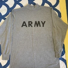 Genuine US Army IPFU PT Sz XL .XLarge T-Shirt Long Sleeve 100% Polyester