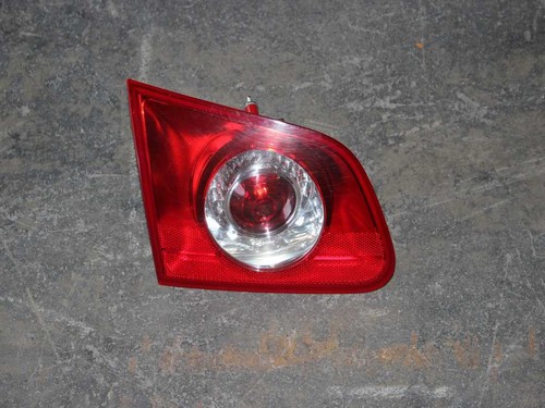VW Passat 3C Variant Rücklicht links innen Rückleuchte Schlußleuchte 3C9945093