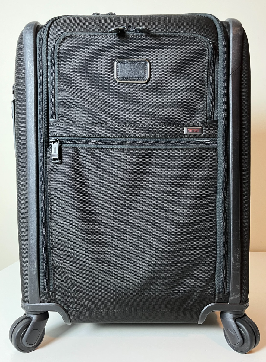 Tumi - Alpha 3 - Continental Dual Access 4 Wheeled Carry-On