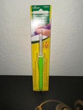 Clover Amour Crochet Hook