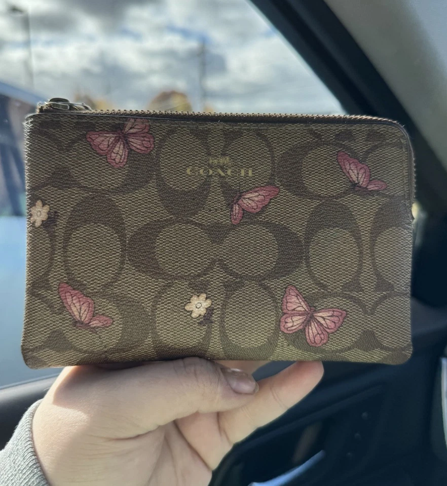 Cartera con doble cremallera en lona exclusiva con estampado de mariposas | Cremallera en la esquina Foto 2 de 4