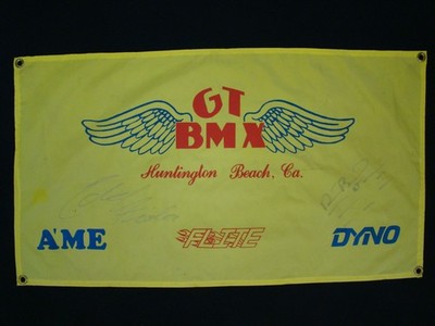 GT BMX Factory Banner DYNO FLITE  signed by B.Morales / G.Turner  Oldschool