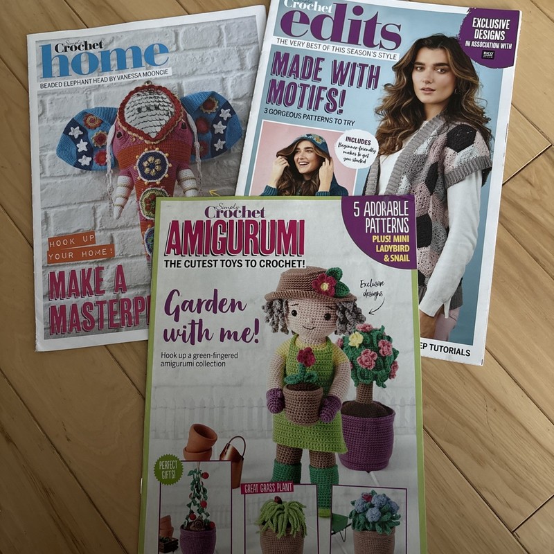 SIMPLY CROCHET UK MAGAZINE Edits, Home, & Amigurumi.  Very good 