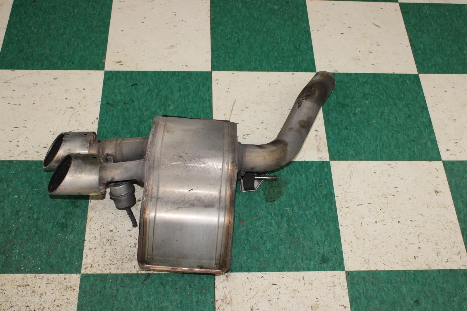 14-21 MASERATI GHIBLI Exhaust System Left LH Driver Muffler Dual Tip Factory OEM