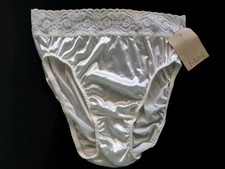 Vintage Bali White Satin Floral Lace Second Skin Glossy Hi-Cut Panties NWT 7 M