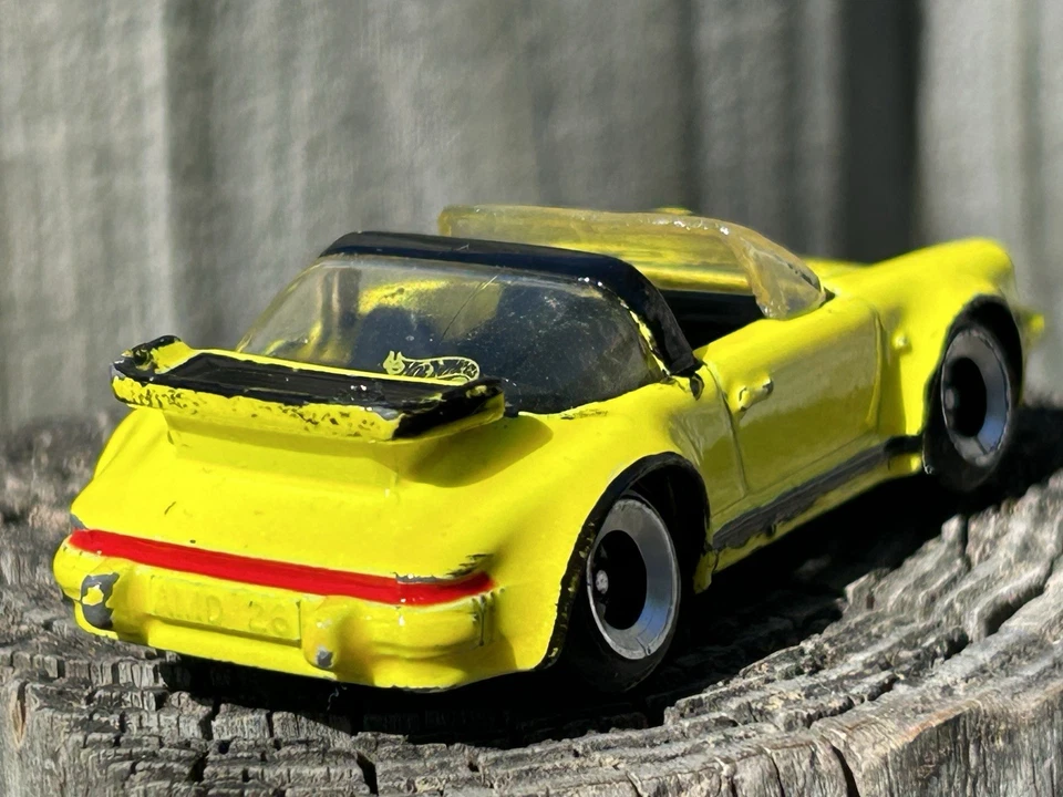 Hot Wheels Porsche 911 Custom - Image 4 of 4