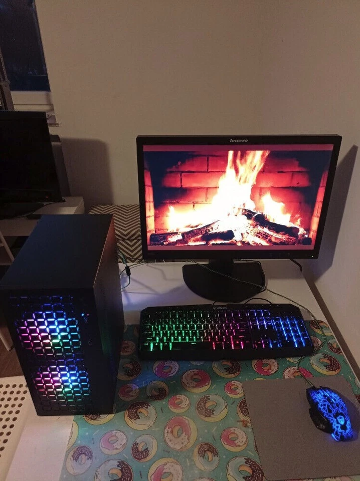 X79 Gaming PC | i7-4960X 8 x 3,6 GHz 32 GB Ram 480 SSD 1TB HDD RX460 Win11Pro - Bild 1 von 4