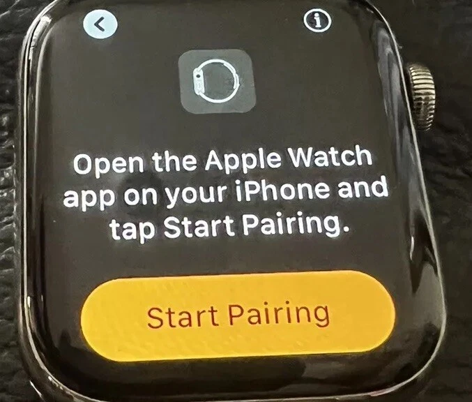 Apple Watch Series 4 Hermes 42 mm LTE acero inoxidable correa mediana Apple Foto 2 de 4