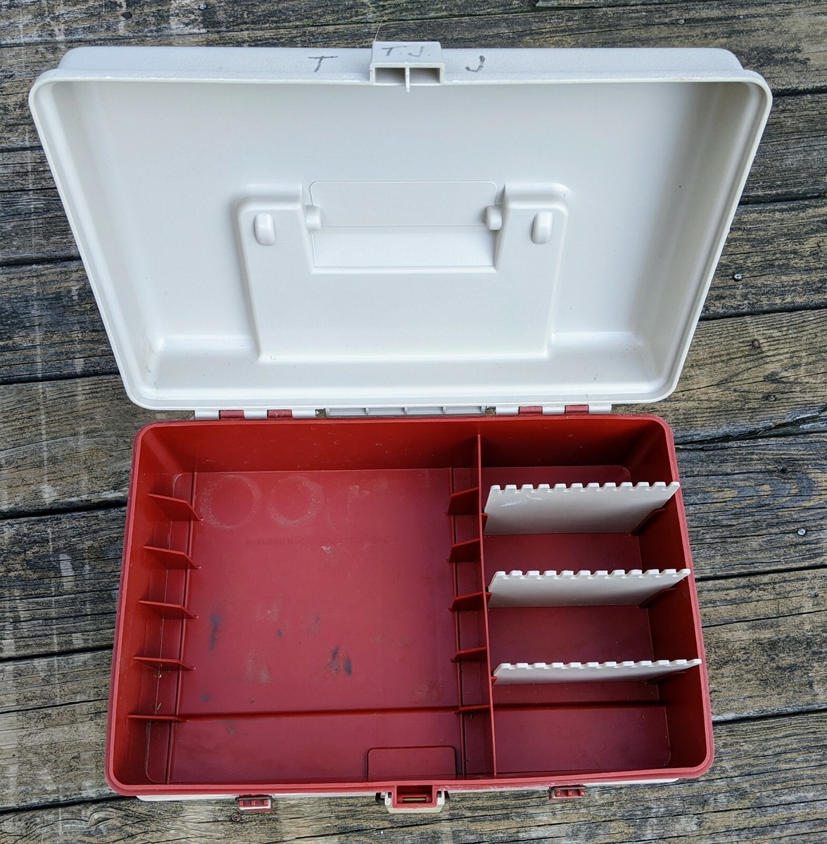 built in tackle box 3 drawer Plano Three-Tray Bass Kit Users commend its spacious design 3 Tray 1 Drawer Tackle