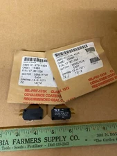 QTY 2 HONEYWEELL V7-6C17D8 MICRO SWITCH 15.1A, PIN PLUNGER