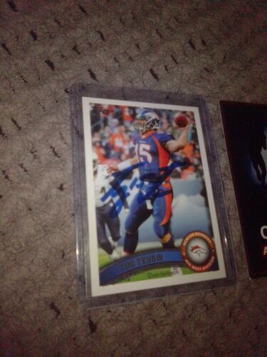 Tim Tebow Autograph Topps Rookie Card With COA - Picture 2 of 7