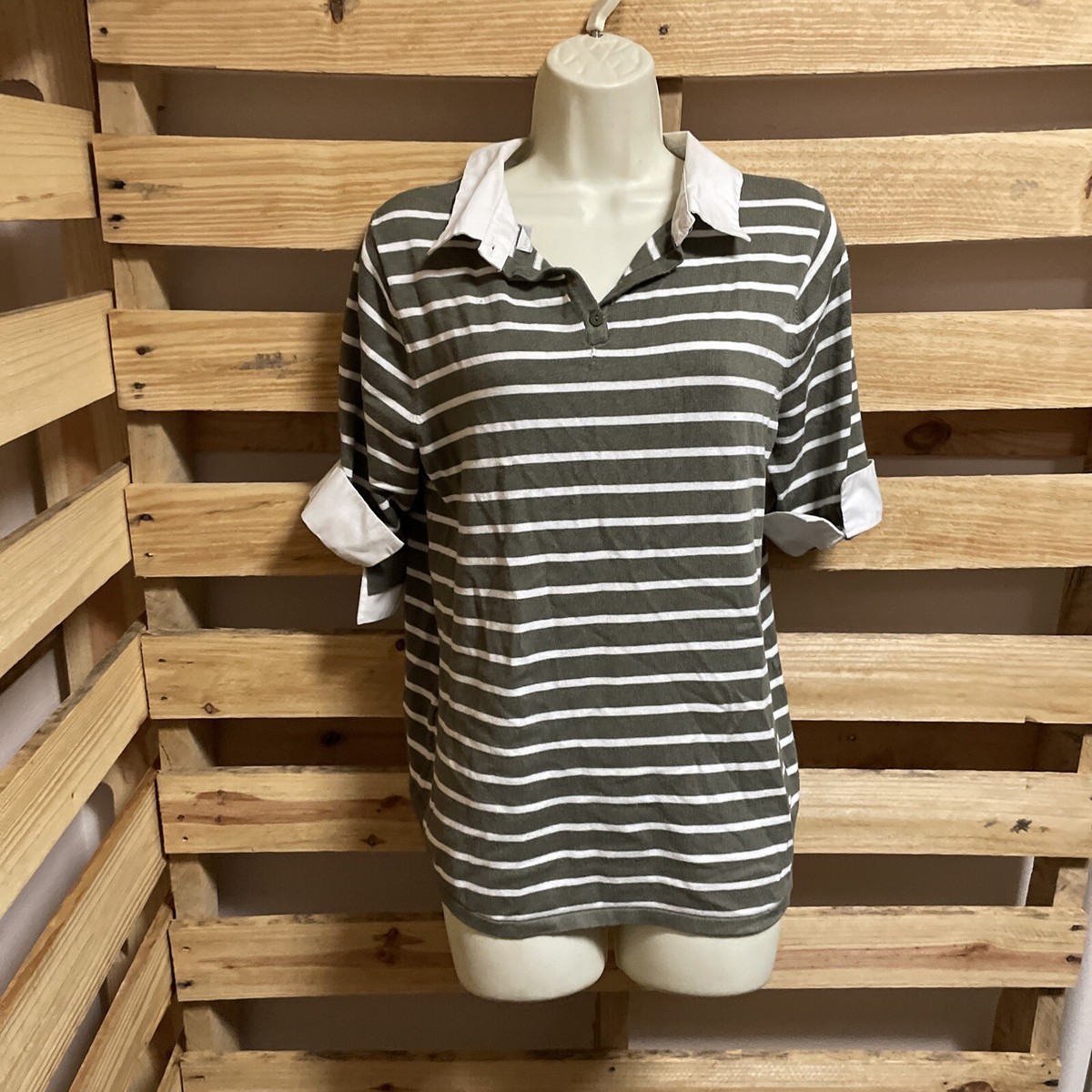 【新品・未使用】ANDMARY Willon line tops New York and Company Green White Striped 3/4 Sleeve Top