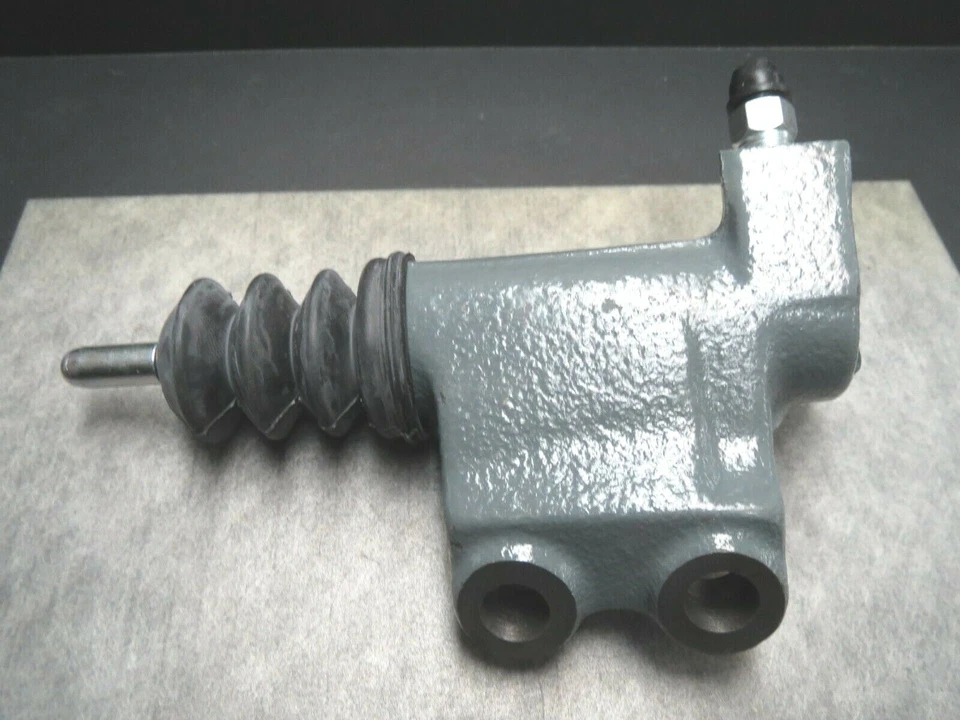 Cilindro esclavo de embrague para Mitsubishi Montero MD712383 Hecho en Japón ¡Envío rápido! Foto 2 de 4