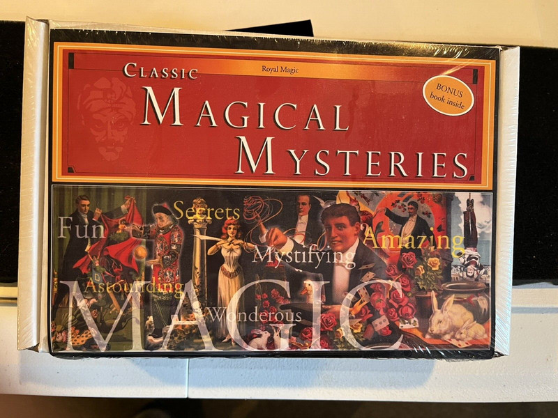 Royal Magic Classic Magical Mysteries with Bonus Book of 125 Tricks  NEW Sealed