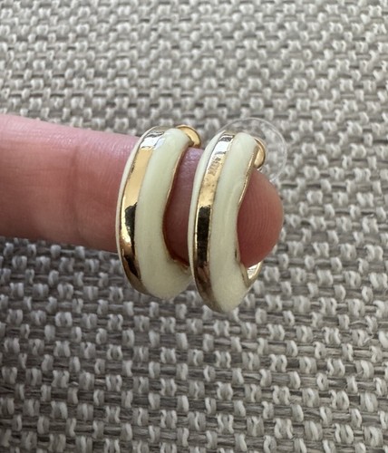 RARE New Elk Off White Enamel & Gold Metal Round Half Hoop EARRINGS - Picture 3 of 6