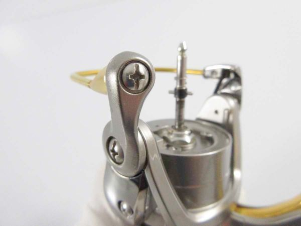 Daiwa 13plaiso 3000H-LBD body Spinning Reel Fishing /AT2965